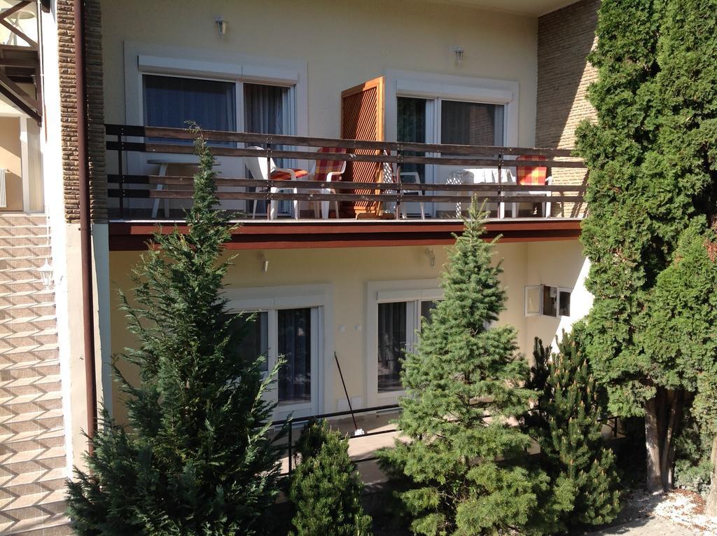 Jokai Apartmanhaz Heviz Ngoại thất bức ảnh