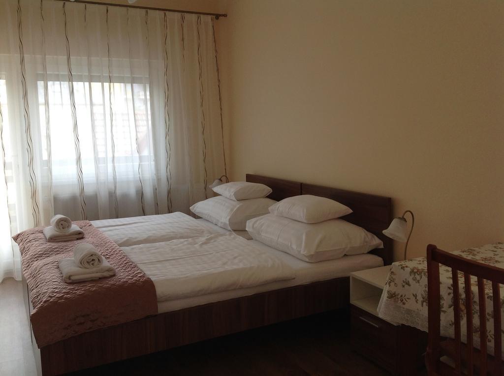 Jokai Apartmanhaz Heviz Ngoại thất bức ảnh