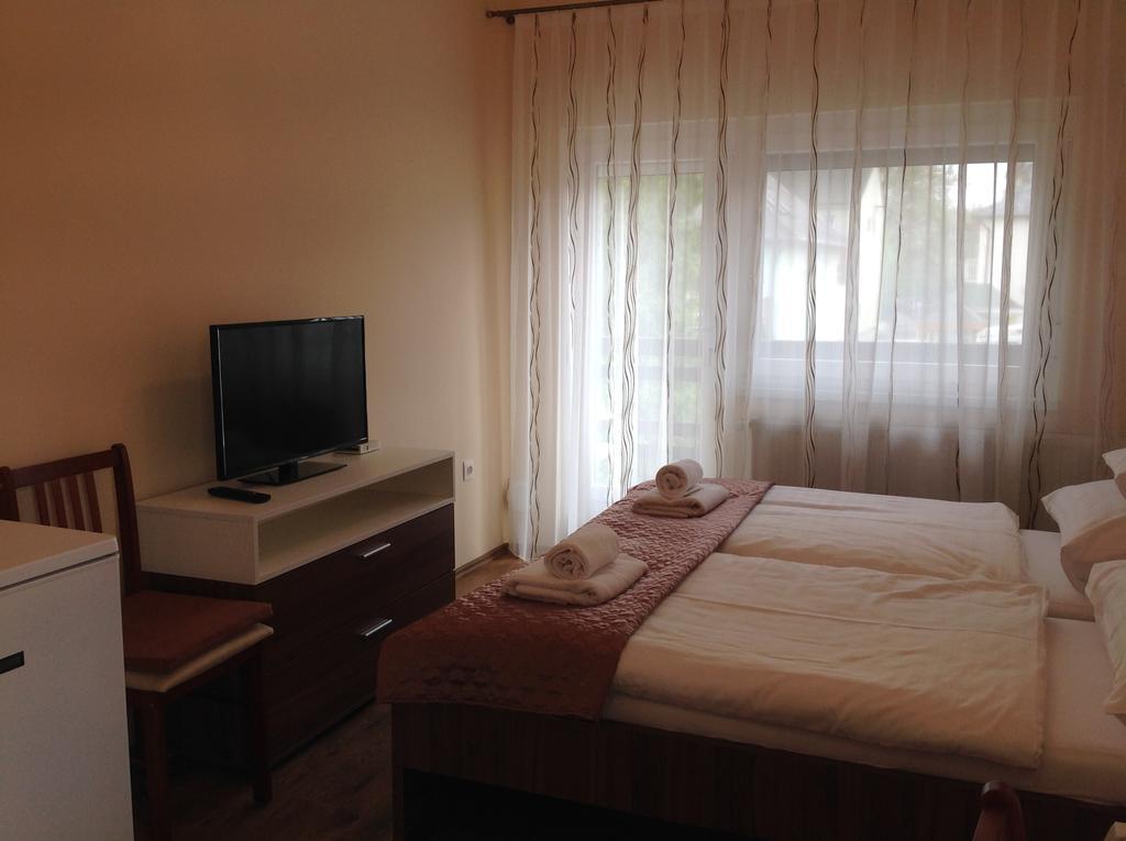 Jokai Apartmanhaz Heviz Ngoại thất bức ảnh