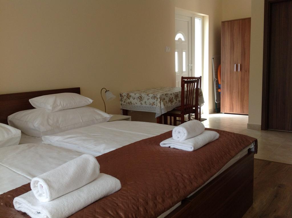 Jokai Apartmanhaz Heviz Ngoại thất bức ảnh